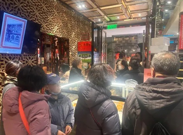 老字号餐厅年夜饭“一厢难求”！商家：春节预订量已恢复到2019年水平
